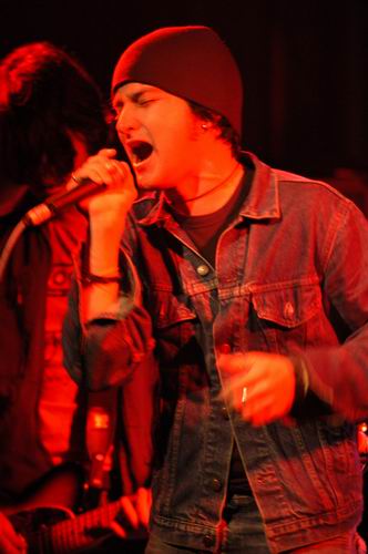 Melbourne at Blue Cat's Knoxville, TN on October 21, 2003 &mdash; concert photo by Wayne Dennon