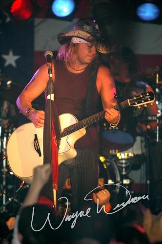 Bret Michaels at Annie's Cincinnati, OH on November 5, 2004 &mdash; concert photo by Wayne Dennon