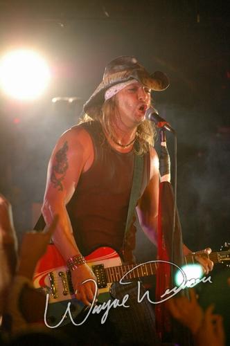 Bret Michaels at Annie's Cincinnati, OH on November 5, 2004 &mdash; concert photo by Wayne Dennon