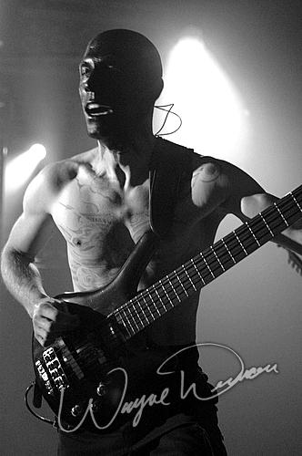 Mudvayne at Lifestyle Communities Pavilion Columbus, OH on December 7, 2005 &mdash; concert photo by Wayne Dennon
