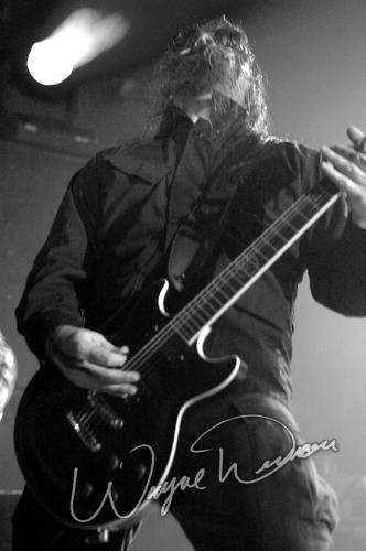 Mudvayne at Lifestyle Communities Pavilion Columbus, OH on December 7, 2005 &mdash; concert photo by Wayne Dennon