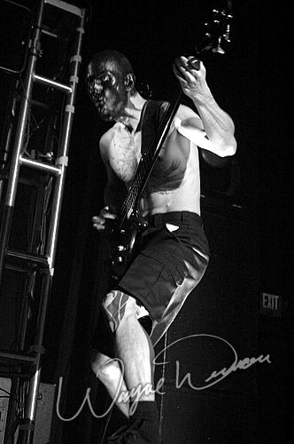 Mudvayne at Lifestyle Communities Pavilion Columbus, OH on December 7, 2005 &mdash; concert photo by Wayne Dennon
