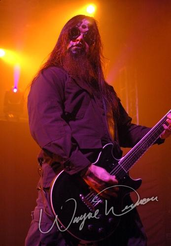 Mudvayne at Lifestyle Communities Pavilion Columbus, OH on December 7, 2005 &mdash; concert photo by Wayne Dennon