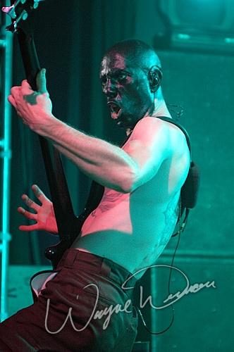 Mudvayne at Lifestyle Communities Pavilion Columbus, OH on December 7, 2005 &mdash; concert photo by Wayne Dennon