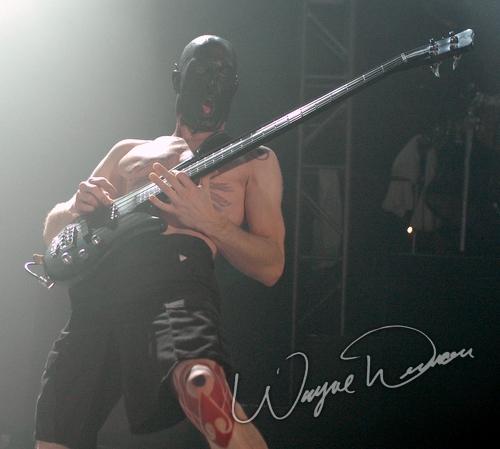 Mudvayne at Lifestyle Communities Pavilion Columbus, OH on December 7, 2005 &mdash; concert photo by Wayne Dennon
