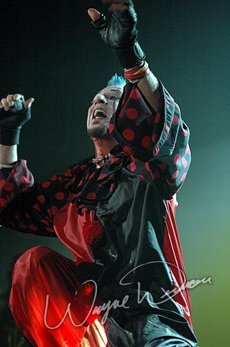 Mudvayne at Lifestyle Communities Pavilion Columbus, OH on December 7, 2005 &mdash; concert photo by Wayne Dennon