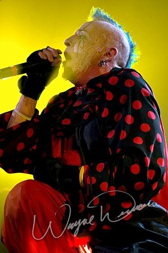 Mudvayne at Lifestyle Communities Pavilion Columbus, OH on December 7, 2005 &mdash; concert photo by Wayne Dennon