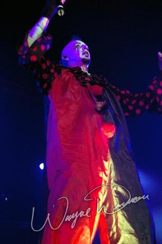 Mudvayne at Lifestyle Communities Pavilion Columbus, OH on December 7, 2005 &mdash; concert photo by Wayne Dennon