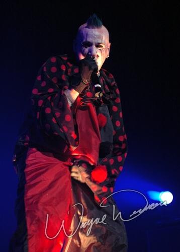 Mudvayne at Lifestyle Communities Pavilion Columbus, OH on December 7, 2005 &mdash; concert photo by Wayne Dennon
