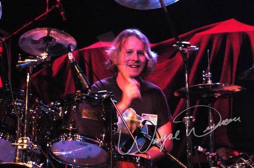 Apartment 26 concert photo by Wayne Dennon