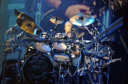 Nickelback at Riverbend Music Center Cincinnati, OH on August 19, 2009 &mdash; concert photo by Wayne Dennon
