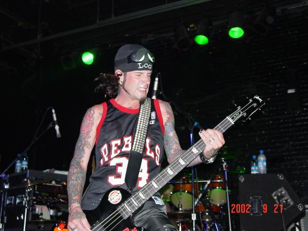 Noise Therapy at Unknown Venue Somewhere, US on November 30, -0001 &mdash; concert photo by Wayne Dennon