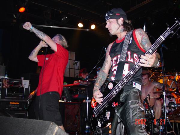 Noise Therapy at Unknown Venue Somewhere, US on November 30, -0001 &mdash; concert photo by Wayne Dennon