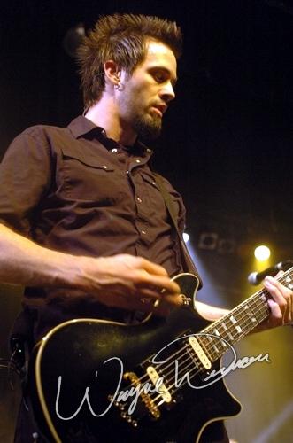 Papa Roach at The Murat Centre Indianapolis, IN on December 6, 2004 &mdash; concert photo by Wayne Dennon