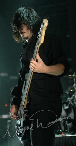 Papa Roach at Riverbend Music Center Cincinnati, OH on August 15, 2005 &mdash; concert photo by Wayne Dennon