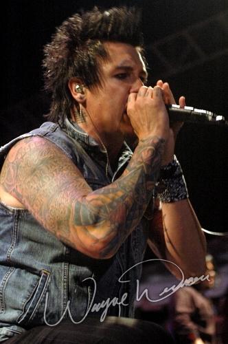 Papa Roach at LRS Fest Louisville, KY on September 16, 2005 &mdash; concert photo by Wayne Dennon