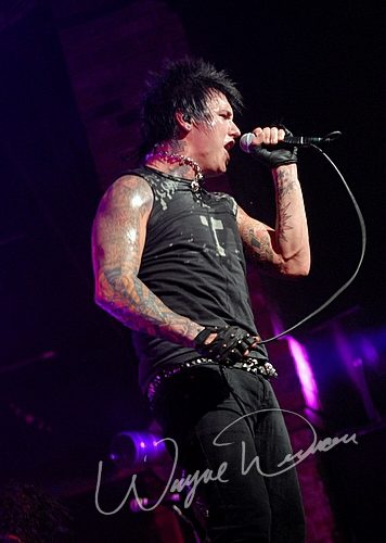 Papa Roach at Bogart's Cincinnati, OH on November 17, 2006 &mdash; concert photo by Wayne Dennon