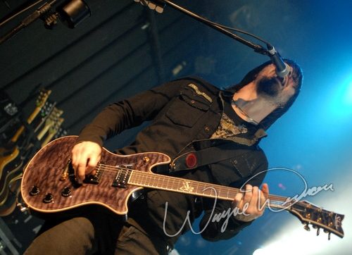 Papa Roach at Bogart's Cincinnati, OH on November 17, 2006 &mdash; concert photo by Wayne Dennon