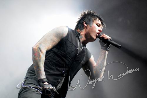 Papa Roach at Hara Arena Dayton, OH on November 22, 2008 &mdash; concert photo by Wayne Dennon