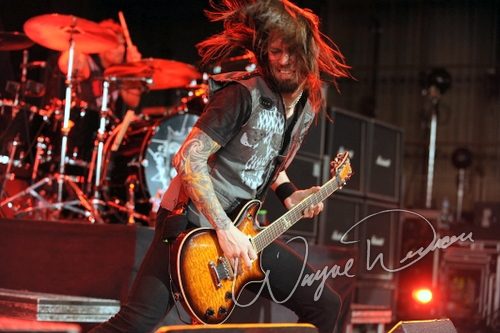 Papa Roach at Riverbend Music Center Cincinnati, OH on August 19, 2009 &mdash; concert photo by Wayne Dennon