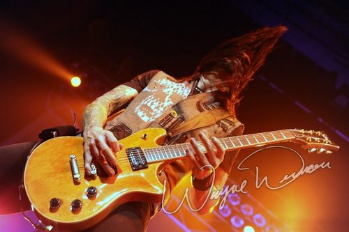 Papa Roach at Bank of Kentucky Center Highland Heights, KY on December 5, 2009 &mdash; concert photo by Wayne Dennon