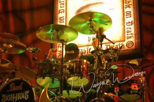 P.O.D. at Rupp Arena Lexington, KY on March 1, 2004 &mdash; concert photo by Wayne Dennon