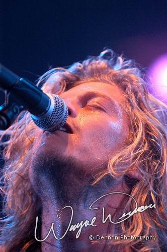 Puddle Of Mudd at Pepsi Coliseum Indianapolis, IN on December 8, 2003 &mdash; concert photo by Wayne Dennon