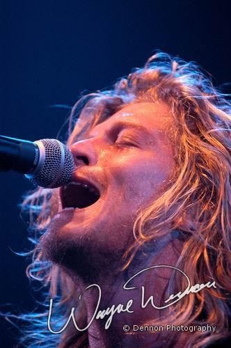 Puddle Of Mudd at Pepsi Coliseum Indianapolis, IN on December 8, 2003 &mdash; concert photo by Wayne Dennon