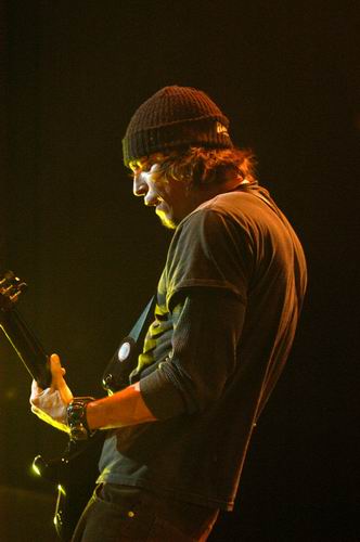 Puddle Of Mudd at Pepsi Coliseum Indianapolis, IN on December 8, 2003 &mdash; concert photo by Wayne Dennon