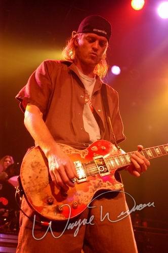 Puddle Of Mudd at Bogart's Cincinnati, OH on February 23, 2004 &mdash; concert photo by Wayne Dennon