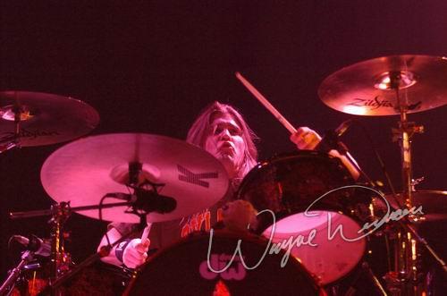 Puddle Of Mudd at Bogart's Cincinnati, OH on February 23, 2004 &mdash; concert photo by Wayne Dennon