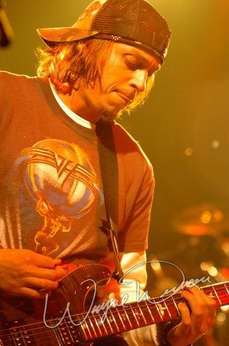 Puddle Of Mudd at Bogart's Cincinnati, OH on February 23, 2004 &mdash; concert photo by Wayne Dennon