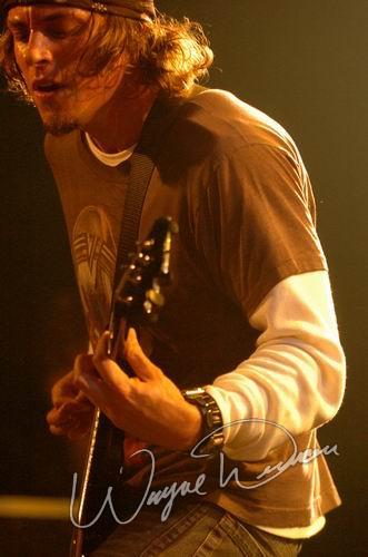 Puddle Of Mudd at Bogart's Cincinnati, OH on February 23, 2004 &mdash; concert photo by Wayne Dennon