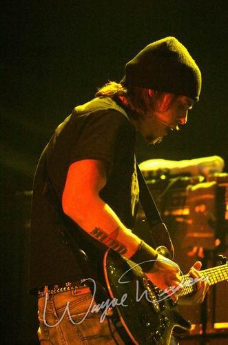 Puddle Of Mudd at Freedom Hall Louisville, KY on February 27, 2004 &mdash; concert photo by Wayne Dennon
