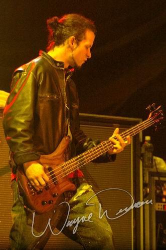 Puddle Of Mudd at Freedom Hall Louisville, KY on February 27, 2004 &mdash; concert photo by Wayne Dennon