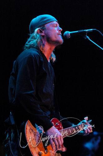 Puddle Of Mudd at Freedom Hall Louisville, KY on February 27, 2004 &mdash; concert photo by Wayne Dennon