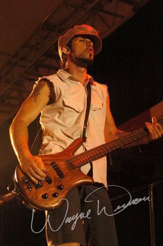 Puddle Of Mudd at Jillian's Louisville, KY on April 29, 2004 &mdash; concert photo by Wayne Dennon