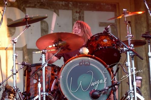 Puddle Of Mudd at X-Fest Dayton, OH on September 19, 2004 &mdash; concert photo by Wayne Dennon