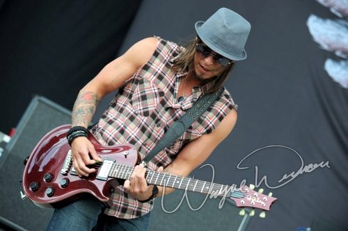 Puddle Of Mudd at Columbus Crew Stadium Columbus, OH on May 22, 2010 &mdash; concert photo by Wayne Dennon