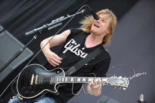 Puddle Of Mudd at Columbus Crew Stadium Columbus, OH on May 22, 2010 &mdash; concert photo by Wayne Dennon