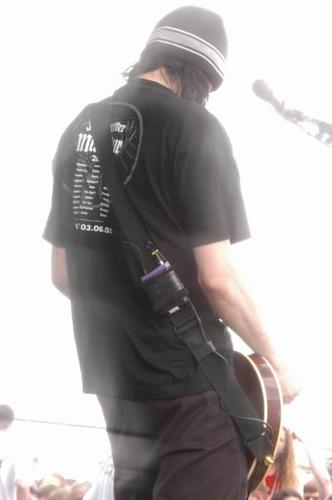 Saliva at Churchill Downs Louisville, KY on May 1, 2003 &mdash; concert photo by Wayne Dennon