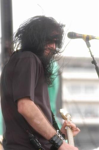 Saliva at Churchill Downs Louisville, KY on May 1, 2003 &mdash; concert photo by Wayne Dennon