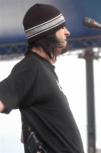 Saliva at Churchill Downs Louisville, KY on May 1, 2003 &mdash; concert photo by Wayne Dennon