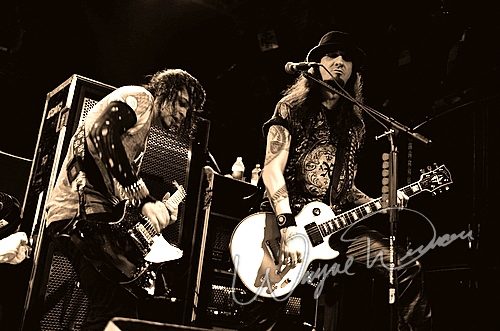 Saliva at Bogart's Cincinnati, OH on March 10, 2009 &mdash; concert photo by Wayne Dennon