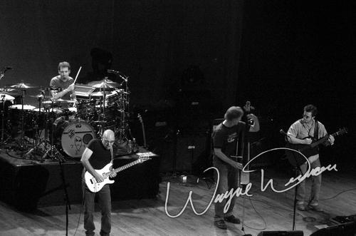 Joe Satriani at Palace Theatre Columbus, OH on October 27, 2004 &mdash; concert photo by Wayne Dennon