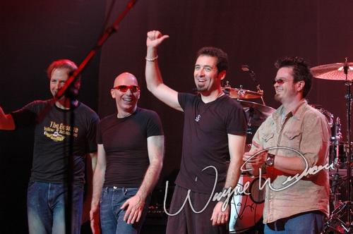 Joe Satriani at Palace Theatre Columbus, OH on October 27, 2004 &mdash; concert photo by Wayne Dennon