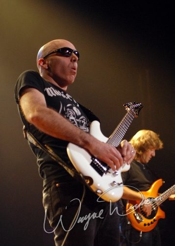 Joe Satriani at Taft Theatre Cincinnati, OH on March 25, 2007 &mdash; concert photo by Wayne Dennon