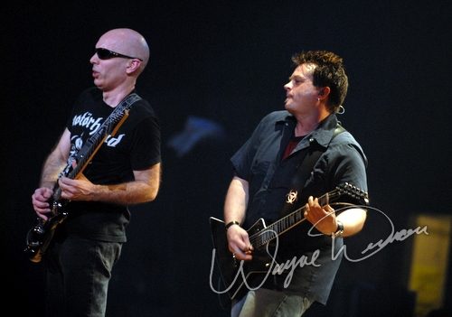 Joe Satriani at Taft Theatre Cincinnati, OH on March 25, 2007 &mdash; concert photo by Wayne Dennon