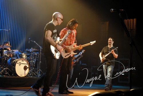 Joe Satriani at Taft Theatre Cincinnati, OH on March 25, 2007 &mdash; concert photo by Wayne Dennon