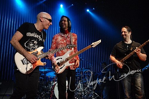 Joe Satriani at Taft Theatre Cincinnati, OH on March 25, 2007 &mdash; concert photo by Wayne Dennon